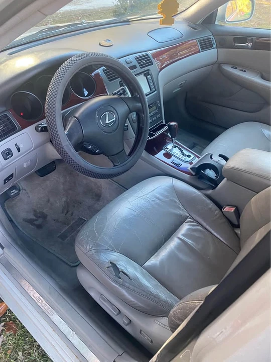 2002 Lexus GS 2nd Gen - Image 10 of 14