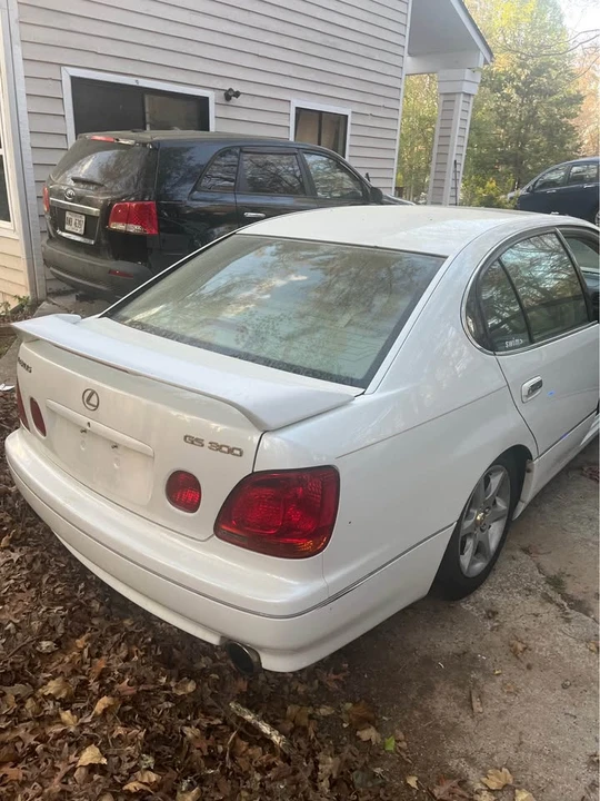 2002 Lexus GS 2nd Gen - Image 6 of 15