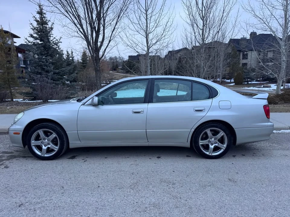 2002 Lexus GS 2nd Gen - Image 6 of 9