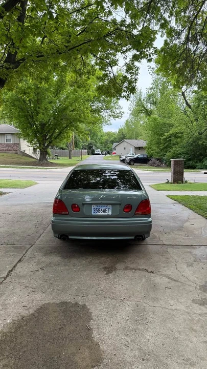 2002 Lexus GS 2nd Gen - Image 3 of 7