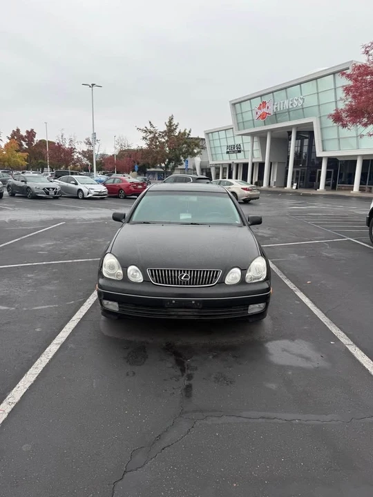 2002 Lexus GS 2nd Gen - Image 2 of 6