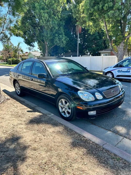 2002 Lexus GS 2nd Gen - Image 2 of 5