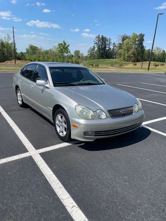 2002 Lexus GS 2nd Gen - Image 2 of 7