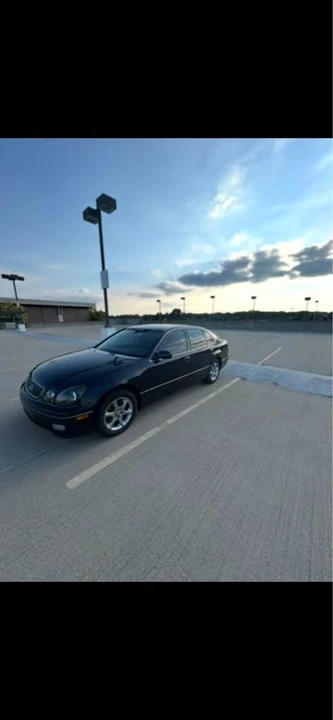 2002 Lexus GS 2nd Gen - Image 2 of 7