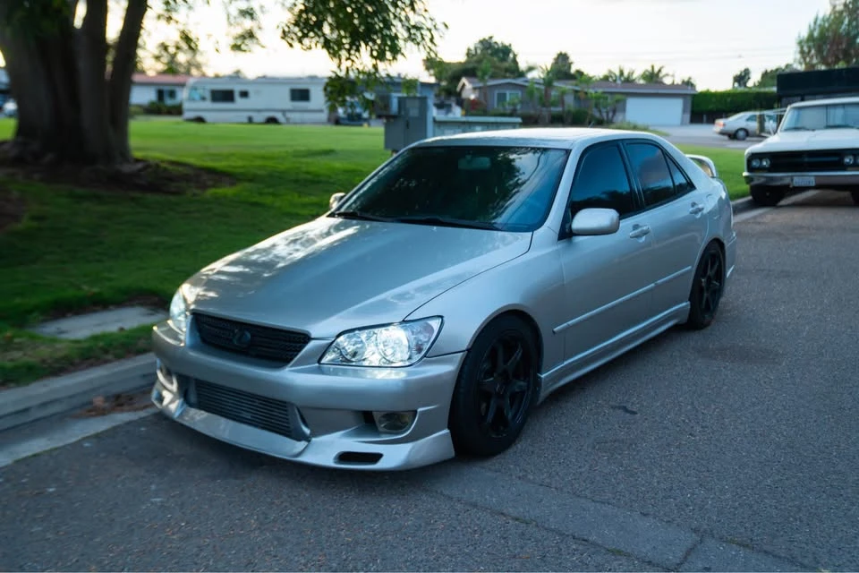 2002 Lexus IS 1st Gen - Image 8 of 12