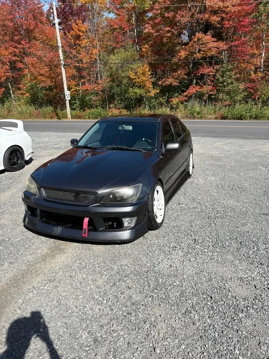 2002 Lexus IS 1st Gen - Image 4 of 8
