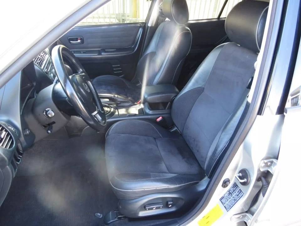 2002 Lexus IS 1st Gen - Image 6 of 15