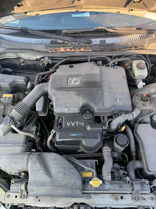 2002 Lexus IS 1st Gen - Image 5 of 5