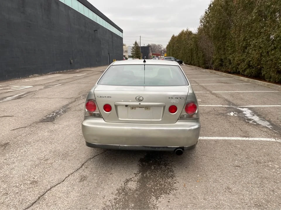 2002 Lexus IS 1st Gen - Image 6 of 14