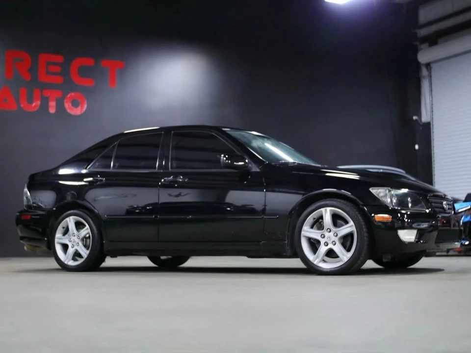 2002 Lexus IS 1st Gen - Image 9 of 20