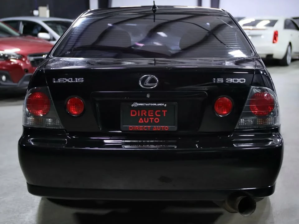 2002 Lexus IS 1st Gen - Image 15 of 20
