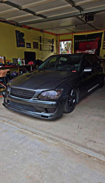 2002 Lexus IS 1st Gen - Image 6 of 10