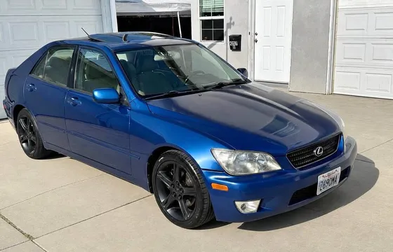 2002 Lexus IS 300