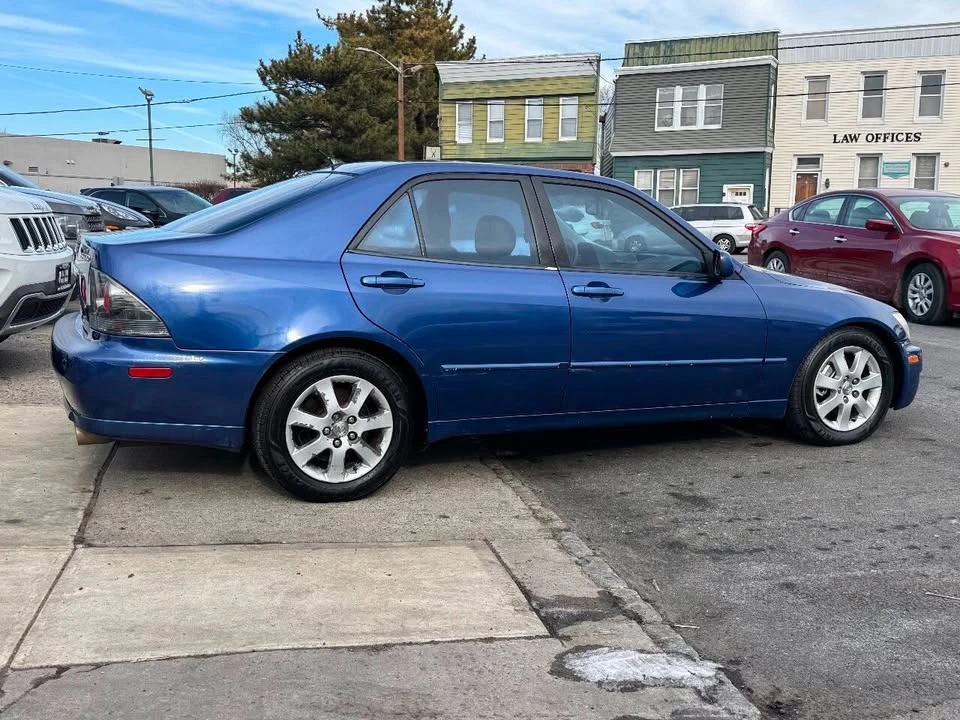 2002 Lexus IS 1st Gen - Image 5 of 20
