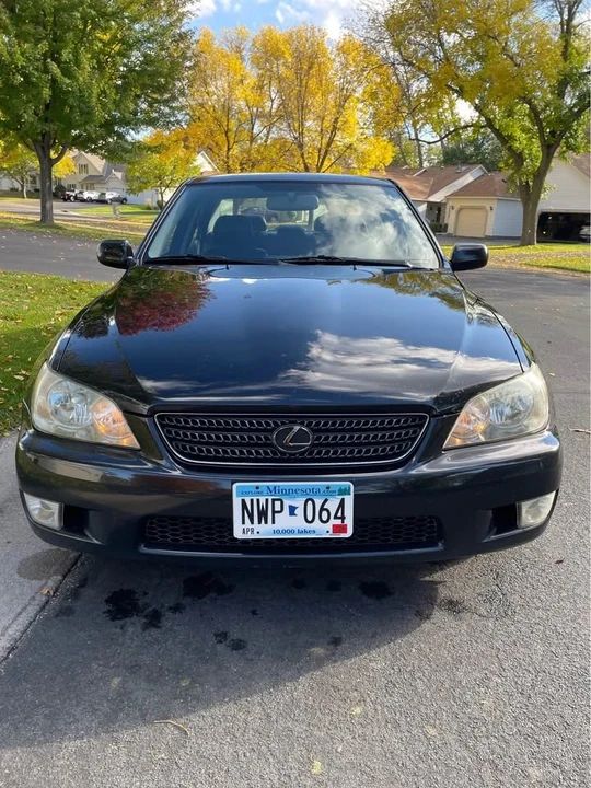 2002 Lexus IS 1st Gen - Image 15 of 20