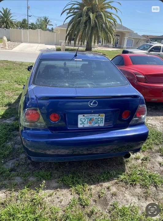 2002 Lexus IS 1st Gen - Image 4 of 9