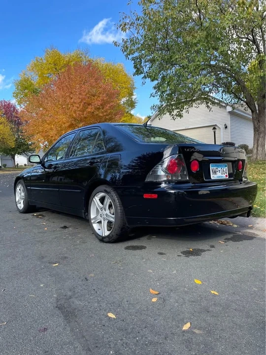 2002 Lexus IS 1st Gen - Image 14 of 20