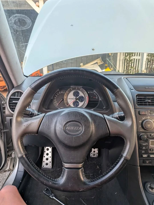 2002 Lexus IS 1st Gen - Image 7 of 10