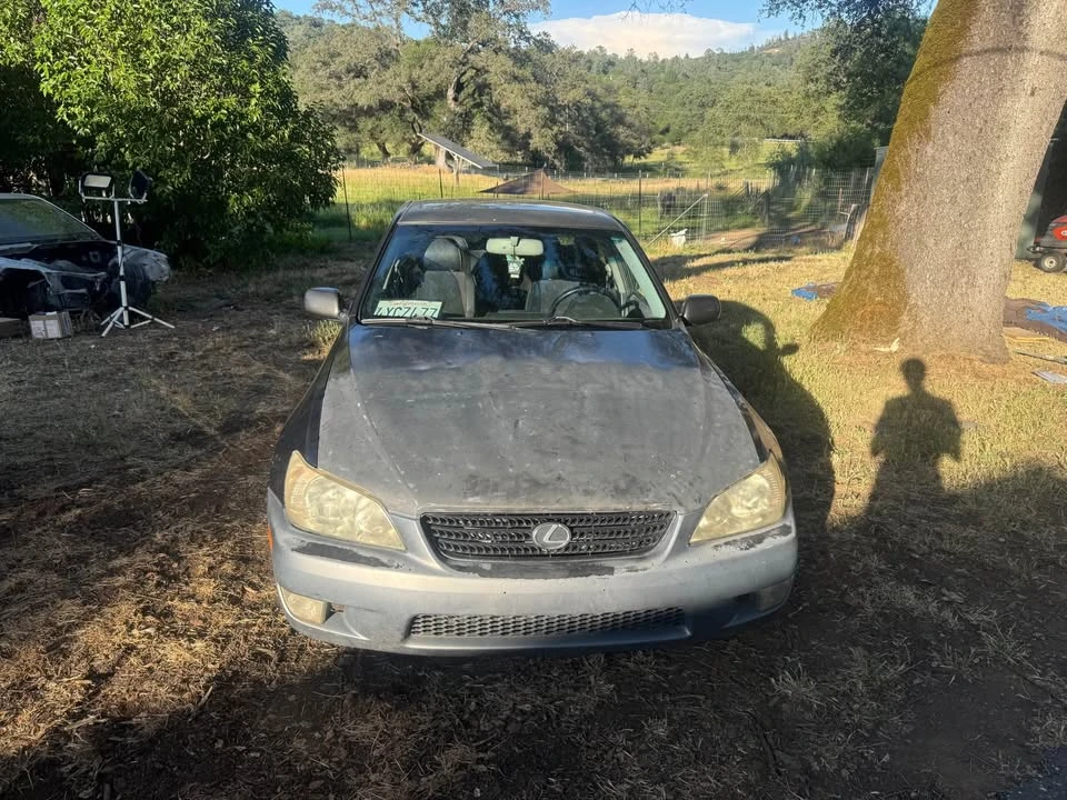 2002 Lexus IS 1st Gen - Image 2 of 6
