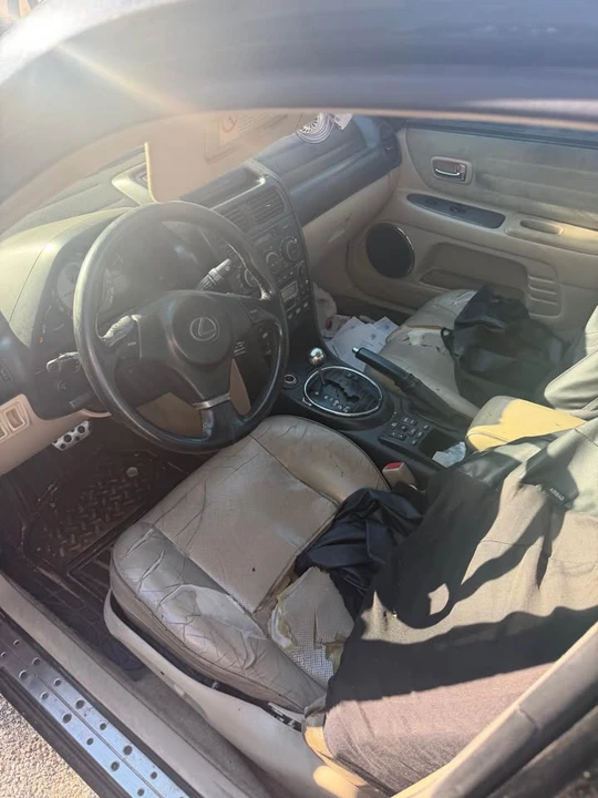 2002 Lexus IS 1st Gen - Image 4 of 6