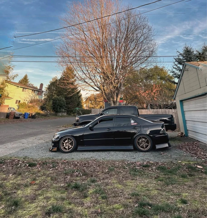 2002 Lexus IS 1st Gen - Image 3 of 8