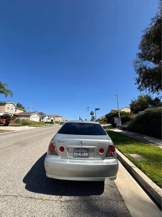 2002 Lexus IS 1st Gen - Image 7 of 15