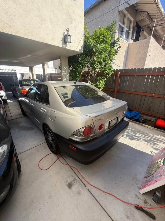 2002 Lexus IS 1st Gen - Image 2 of 7