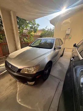 2002 Lexus IS300 Base
