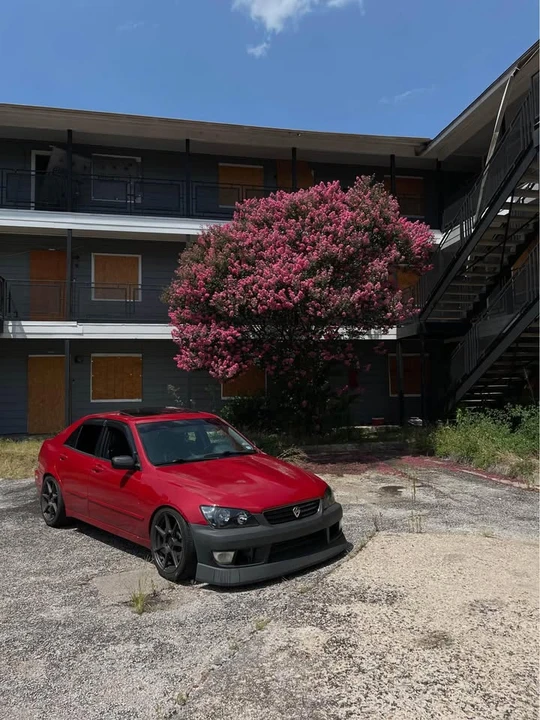2002 Lexus IS 1st Gen - Image 6 of 10