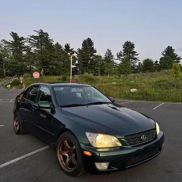 2002 Lexus IS300