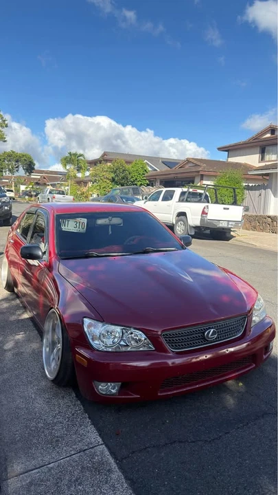 2002 Lexus IS 1st Gen - Image 2 of 10