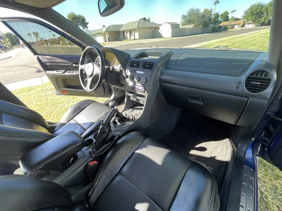 2002 Lexus IS 1st Gen - Image 11 of 20