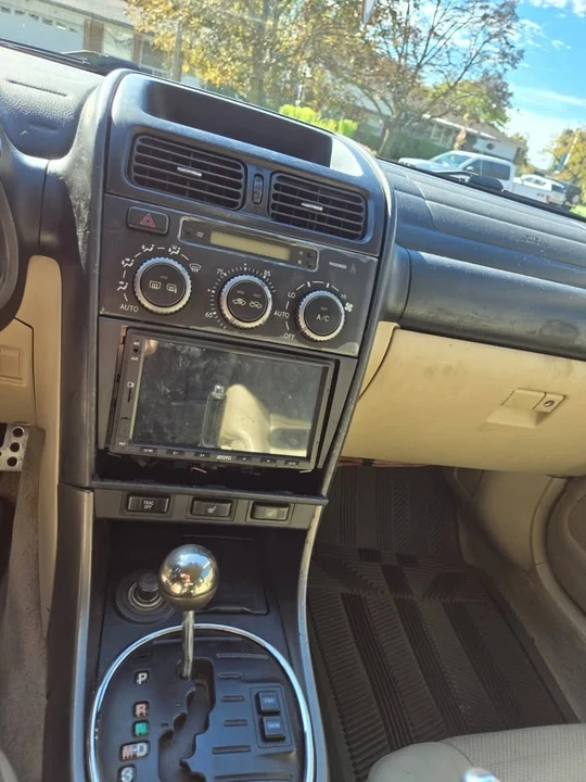 2002 Lexus IS 1st Gen - Image 9 of 11