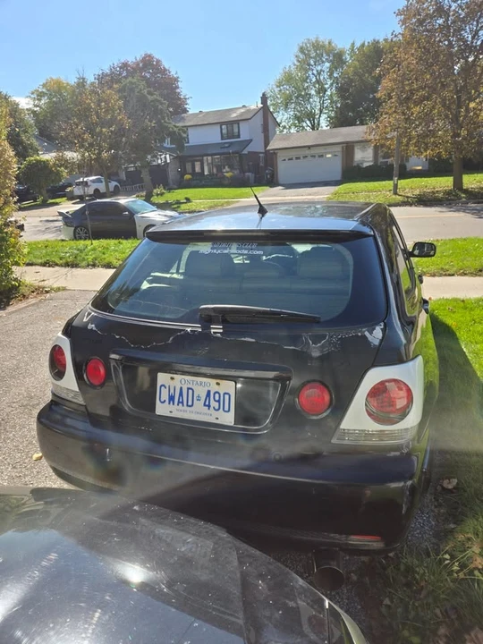 2002 Lexus IS 1st Gen - Image 4 of 12