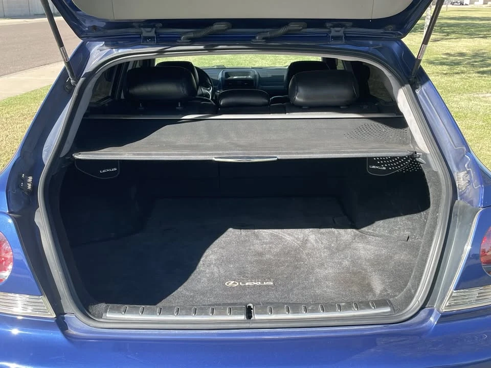 2002 Lexus IS 1st Gen - Image 10 of 20
