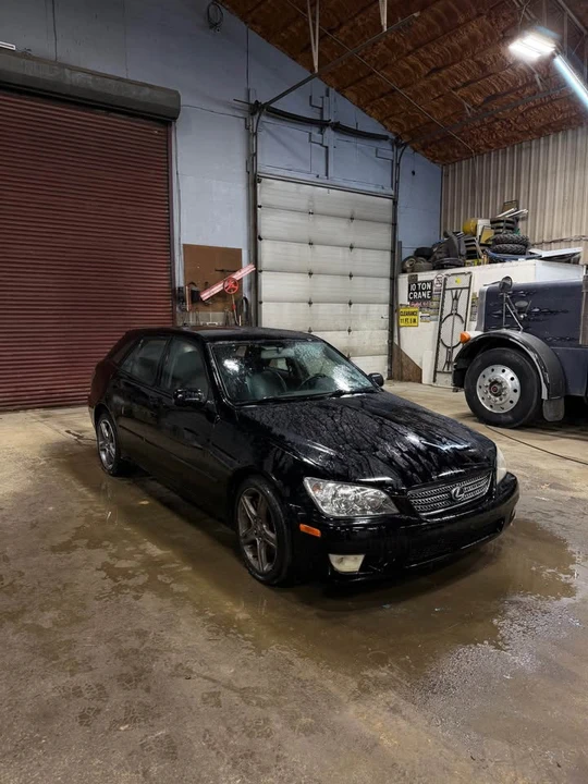 2002 Lexus IS 1st Gen - Image 2 of 13