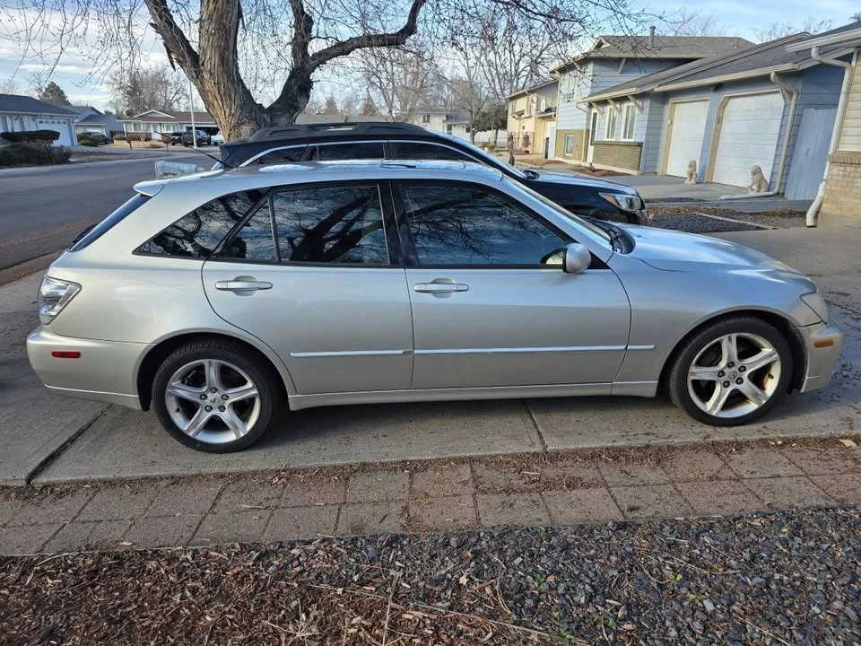 2002 Lexus IS 1st Gen - Image 3 of 9