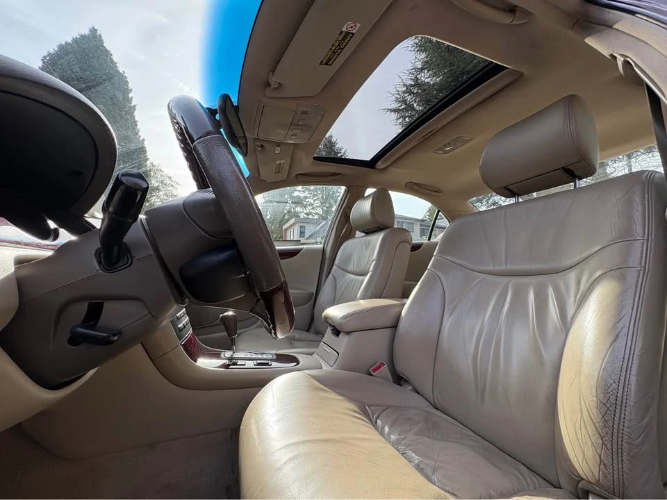 2002 Lexus ES 3rd Gen - Image 12 of 14