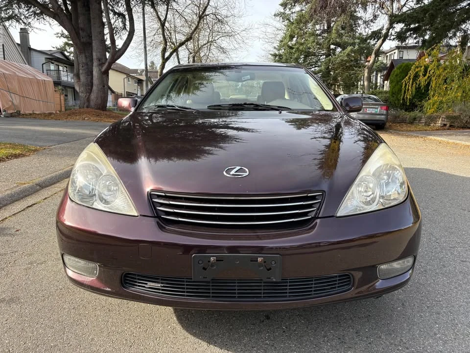 2002 Lexus ES 3rd Gen - Image 3 of 15