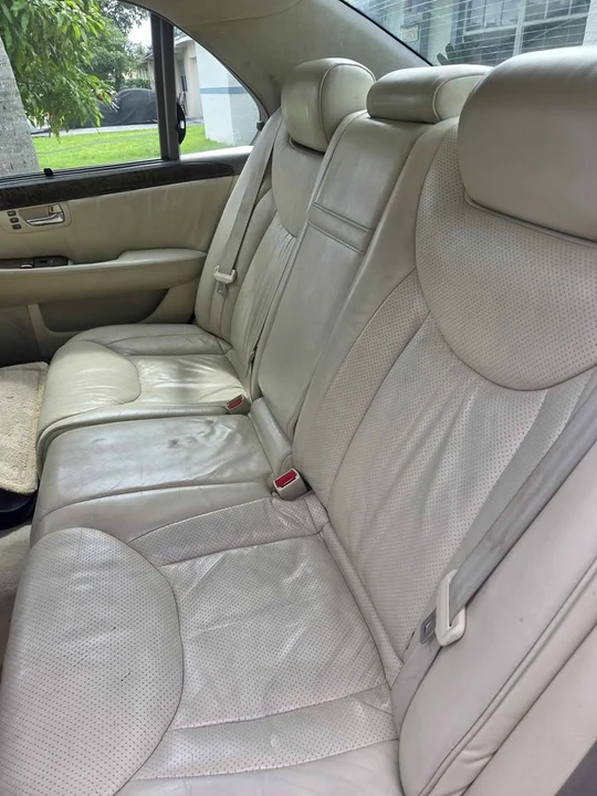 2002 Lexus LS 3rd Gen - Image 4 of 12