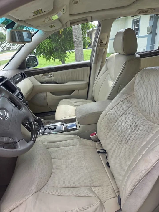2002 Lexus LS 3rd Gen - Image 12 of 12