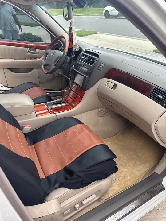 2002 Lexus LS 3rd Gen - Image 6 of 10