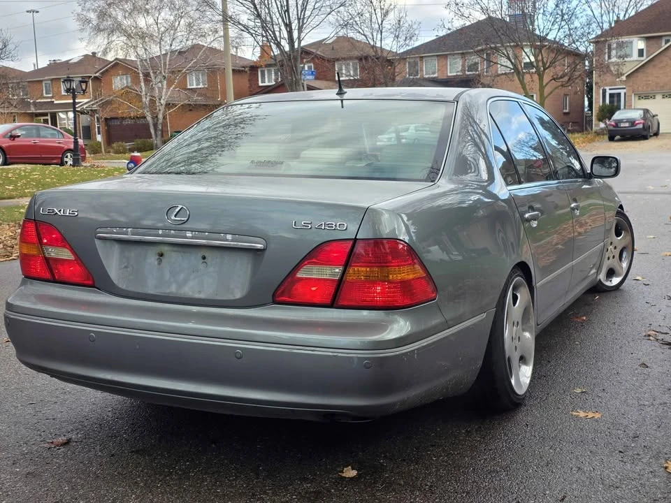 2002 Lexus LS 3rd Gen - Image 4 of 11
