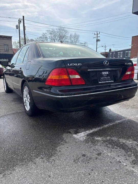 2002 Lexus LS 3rd Gen - Image 7 of 20