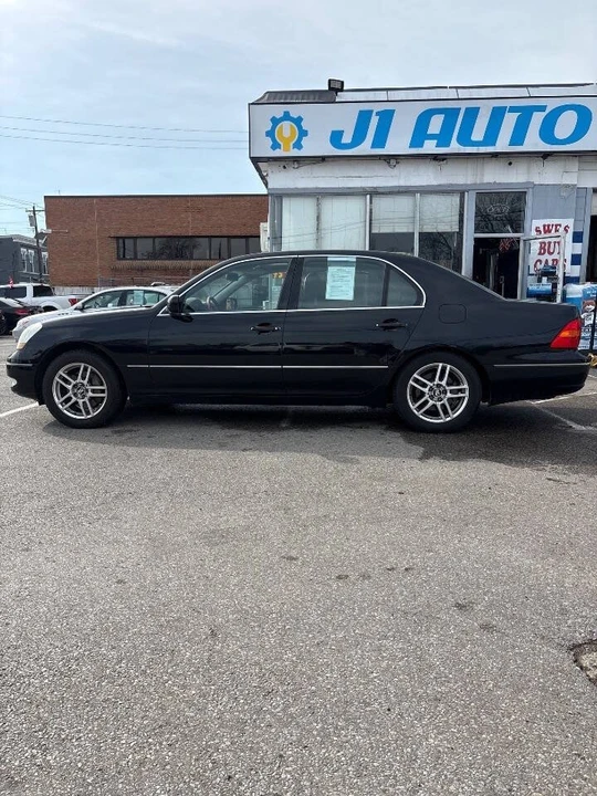 2002 Lexus LS 3rd Gen - Image 8 of 20