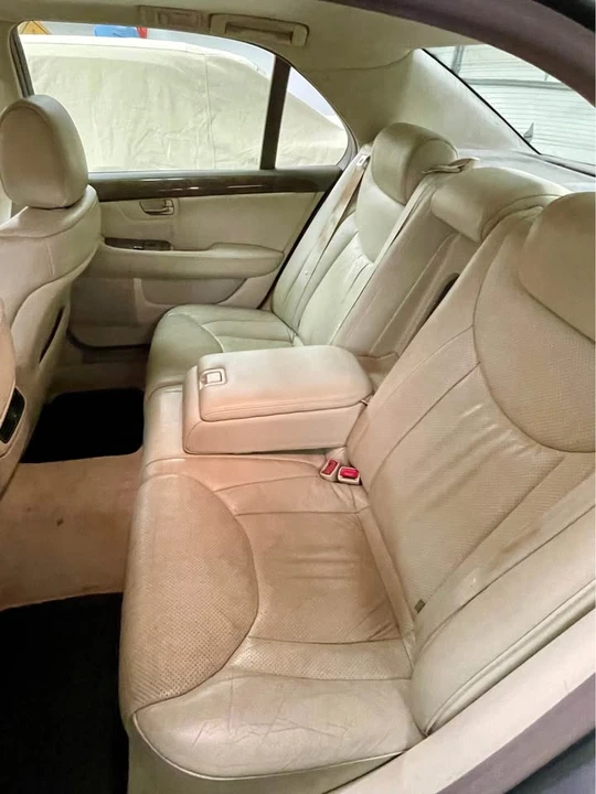 2002 Lexus LS 2nd Gen - Image 7 of 19