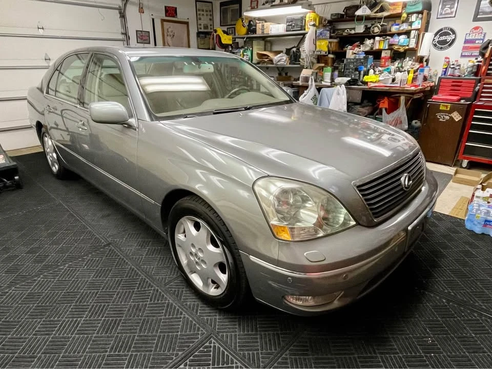 2002 Lexus LS 2nd Gen - Image 2 of 19