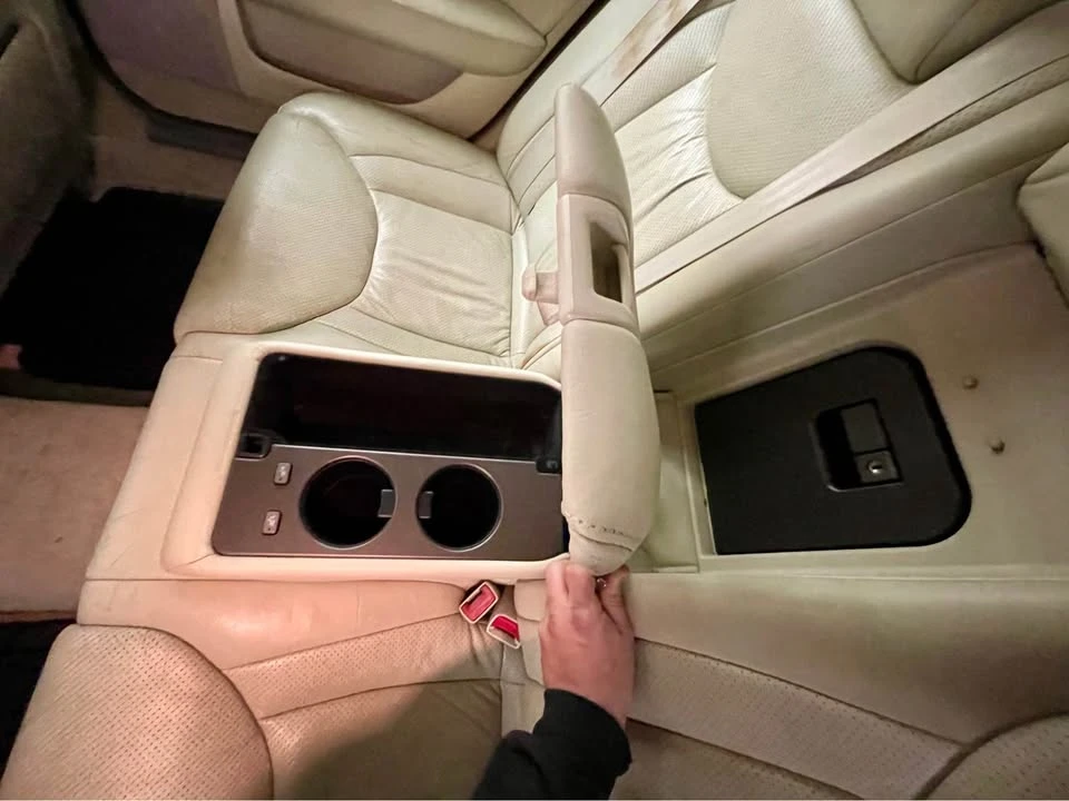 2002 Lexus LS 2nd Gen - Image 18 of 19