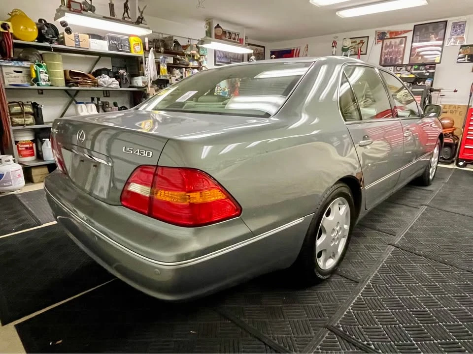 2002 Lexus LS 2nd Gen - Image 3 of 19