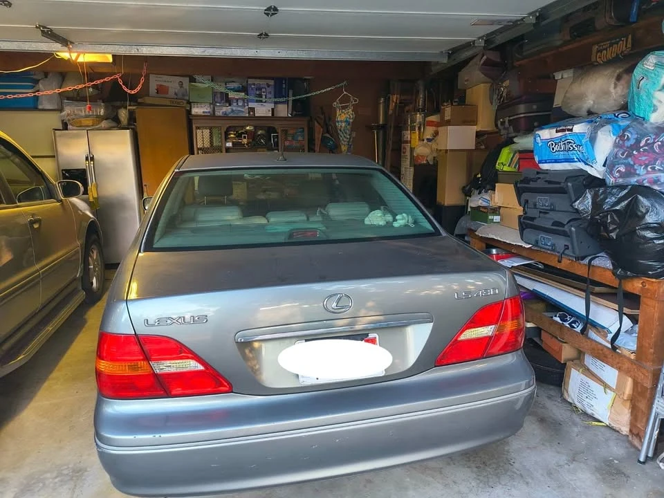 2002 Lexus LS 3rd Gen - Image 2 of 8